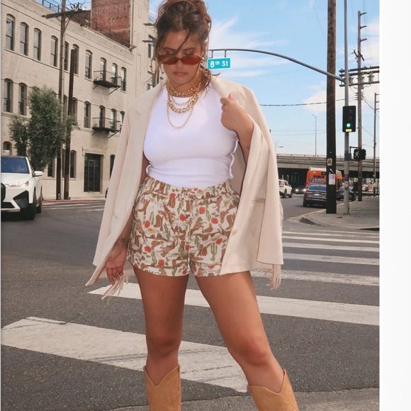 Show Me Your MuMu NWT Rodeo Escape Print Pajama Set - Picture 2 of 4